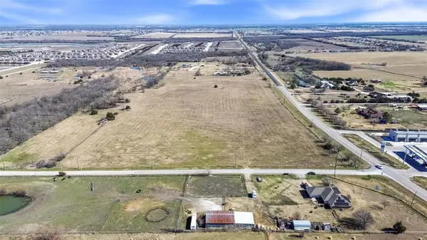 703 E Cook Street, Josephine, TX 75189