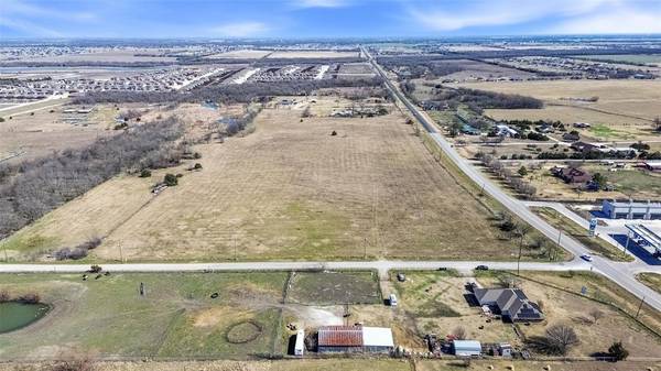 703 E Cook Street, Josephine, TX 75189