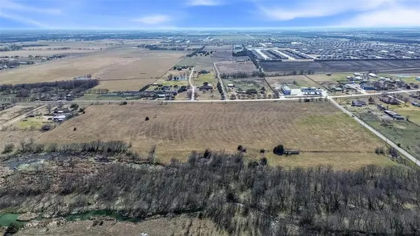 703 E Cook Street, Josephine, TX 75189