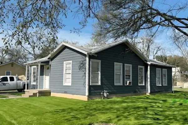 2750 Beverly Hills Drive, Sansom Park, TX 76114