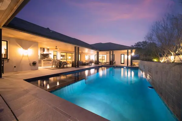 319 Verna Trail N, Fort Worth, TX 76108