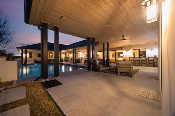 319 Verna Trail N, Fort Worth, TX 76108