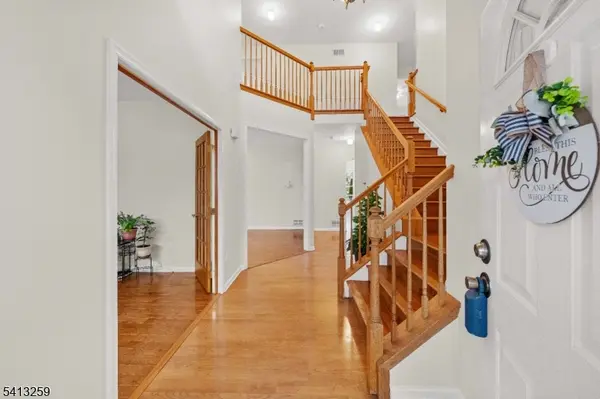 45 Van Zandt Dr, Hillsborough Twp., NJ 08844