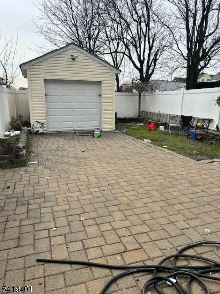 14 19Th Ave, Paterson City, NJ 07513