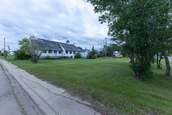 5301 Victoria AVE, Coronation, AB T0C1C0