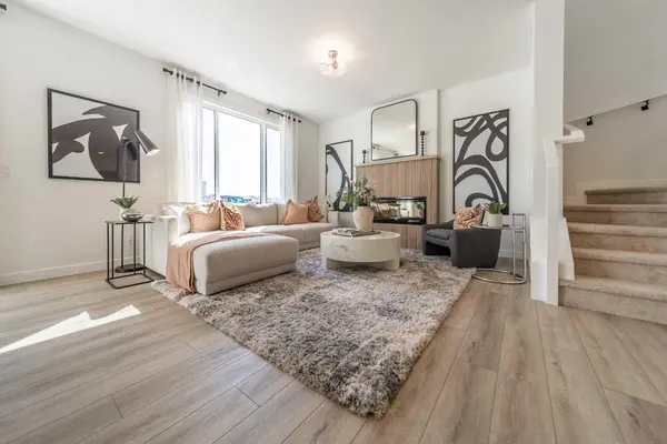 211 Langwell Common SE, Airdrie, AB T4A 3R4