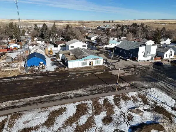 303 Main ST, Rockyford, AB T0J 2R0