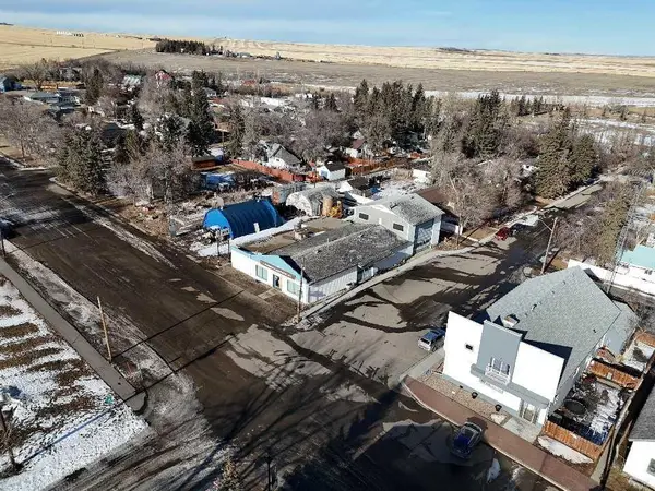 303 Main ST, Rockyford, AB T0J 2R0