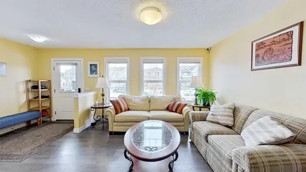 109 Heartland BLVD, Cochrane, AB T4C2R1