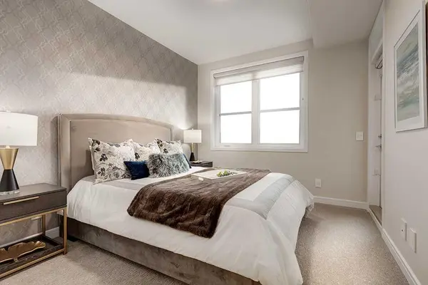 110 Greenbriar PL NW #1301, Calgary, AB X0X 0X0