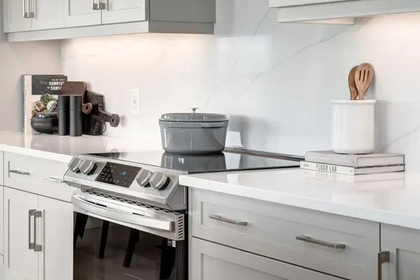 110 Greenbriar PL NW #1307, Calgary, AB X0X 0X0