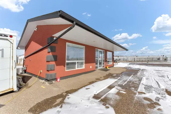 1229 South Railway ST SE, Medicine Hat, AB T1A 2W5