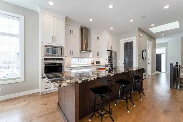 102 Coopersfield WAY SW, Airdrie, AB T4B 3Y5