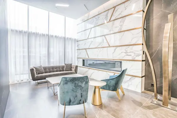 151 Avenue RD #205, Toronto C02, ON M5R 2H7