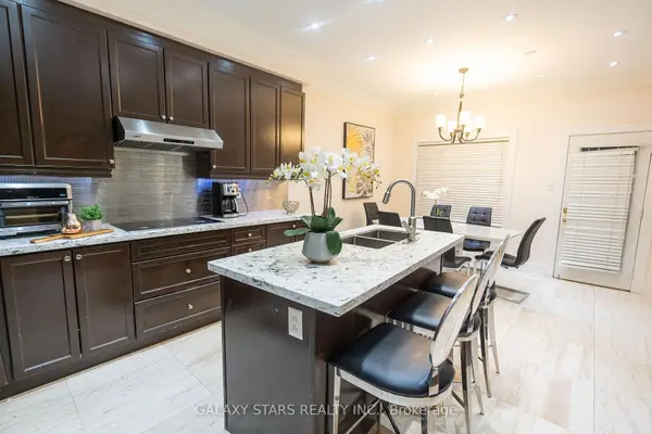 58 Shepstone DR, Ajax, ON L1Z 0G2