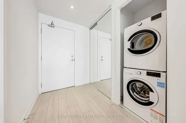 5 Buttermill AVE #2601, Vaughan, ON L4K 0J5