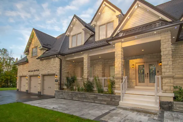 3965 Algoma AVE, Innisfil, ON L9S 2M1