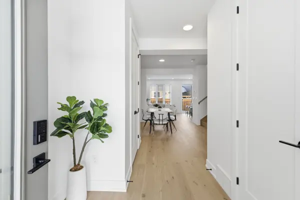 5 Swain CRES, Collingwood, ON L9Y 2L3