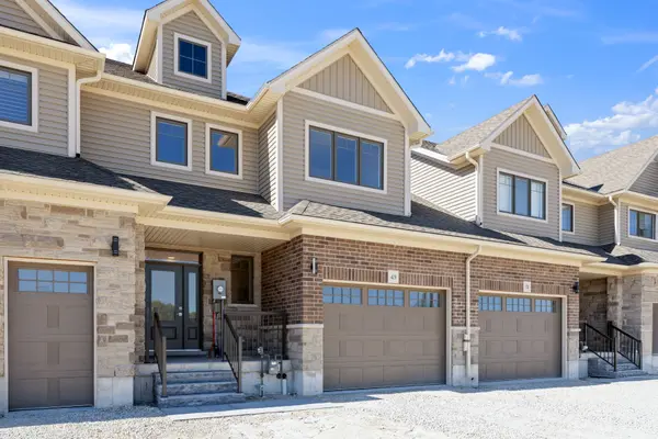 49 Swain CRES, Collingwood, ON L9Y 2L3