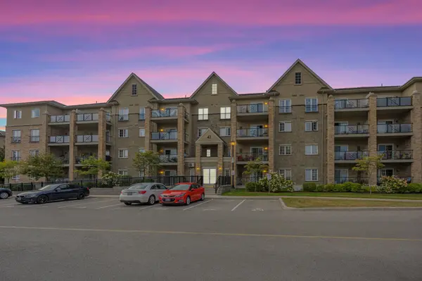 41 Ferndale DR S #409, Barrie, ON L4N 5T6