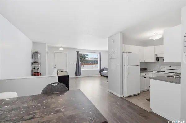 215A - 215B 3rd STREET, Dalmeny, SK S0K 1A0