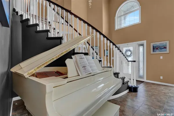 9463 WASCANA MEWS, Regina, SK S4V 2V5