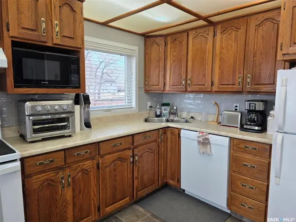 113 3rd STREET E, Mankota, SK S0H 2W0