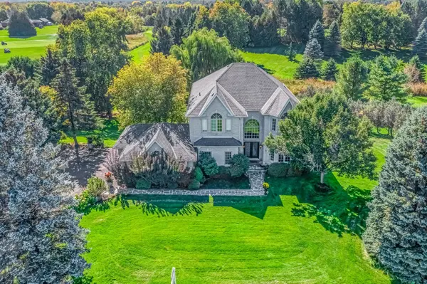 6 Golfway CT, Caledon, ON L7E 0B3
