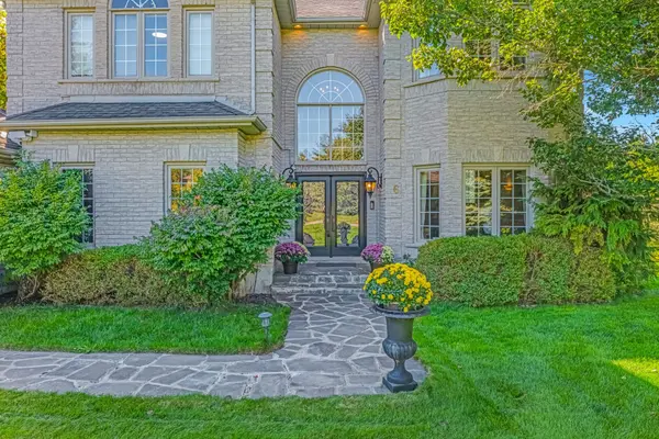6 Golfway CT, Caledon, ON L7E 0B3