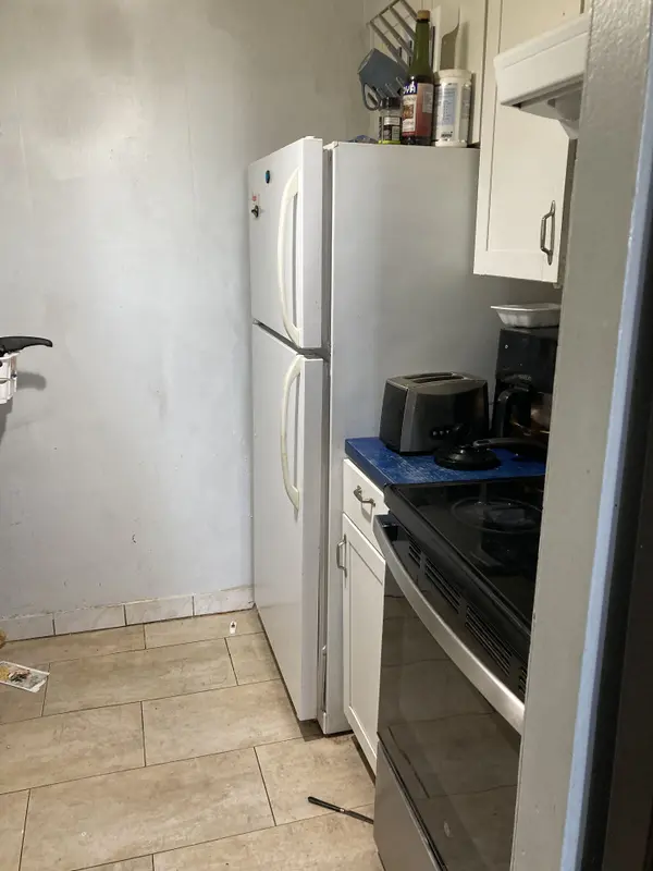 100 Lotherton Pathway #1202, Toronto W04, ON M6B 2G8