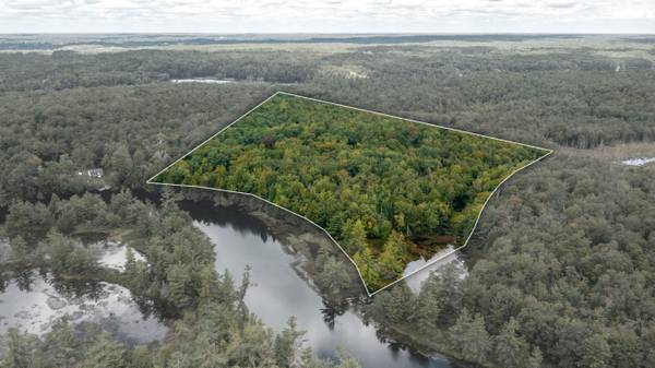 0 Muskoka River N/A, Bracebridge, ON P1L 0K3