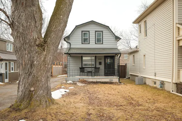 684 St. Mary's ST, Peterborough, ON K9J 4G9