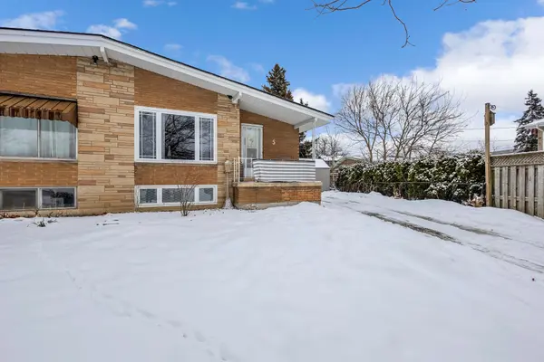 5 Carrington CT, Hamilton, ON L9A 4N5