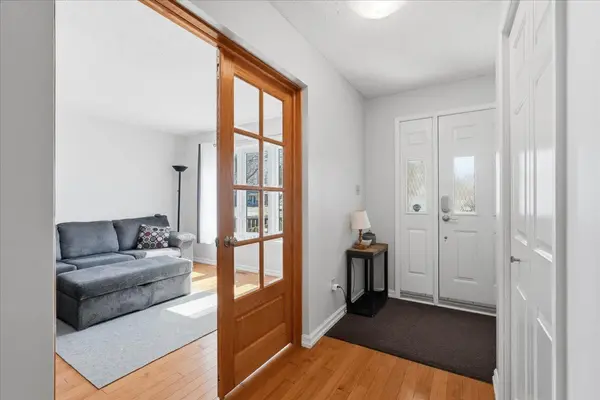 276 College ST W, Belleville, ON K8P 4X6