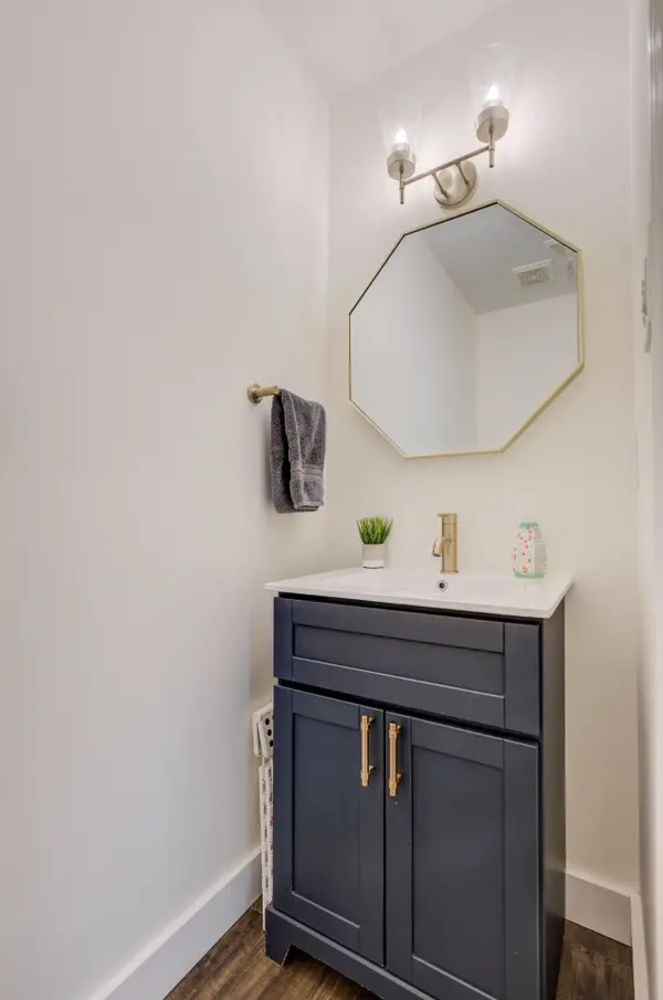 96 Wilton RD, Guelph, ON N1E 7L8