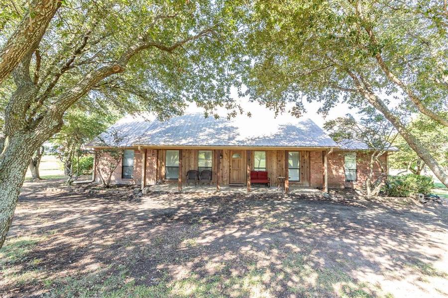 1194 Cedar Lane, Kaufman, TX 75142