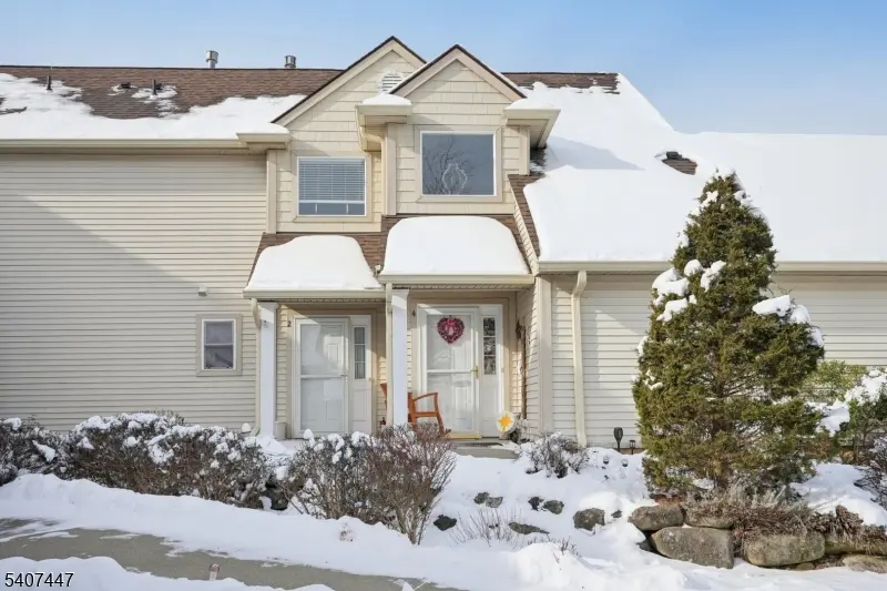 2 Caleb Ct, Hardyston Twp., NJ 07419