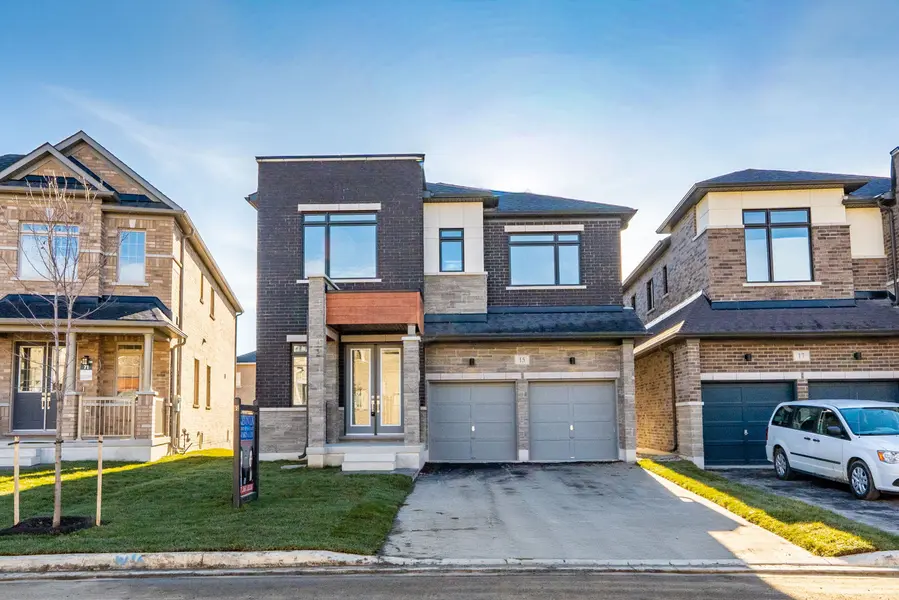 15 Monticola AVE, Richmond Hill, ON L4B 0J1