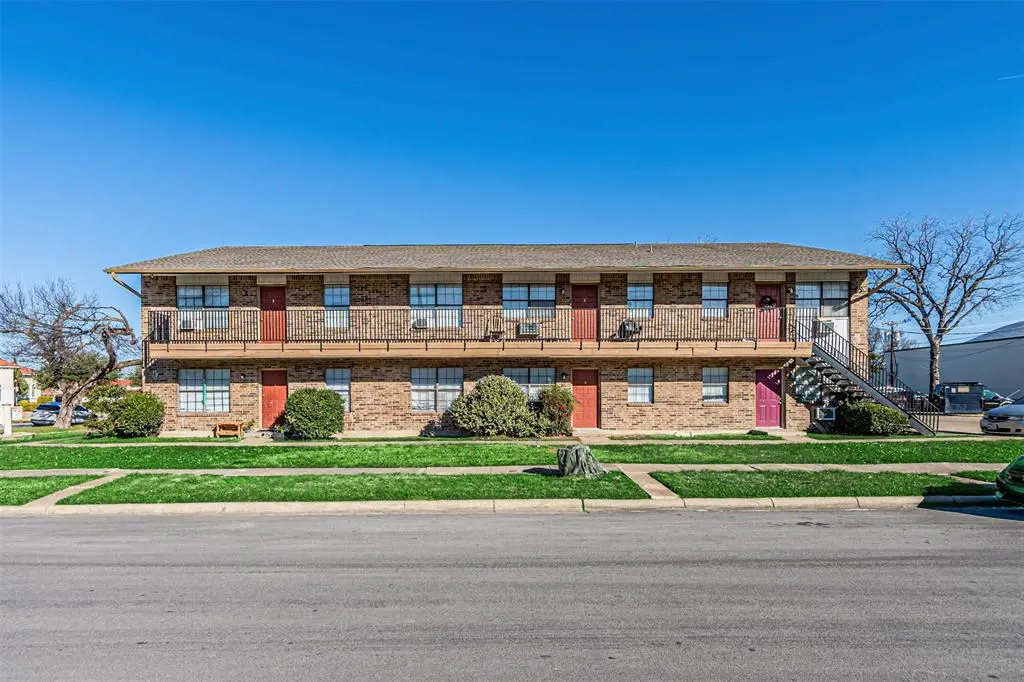 104 S 11th Street, Garland, TX 75040