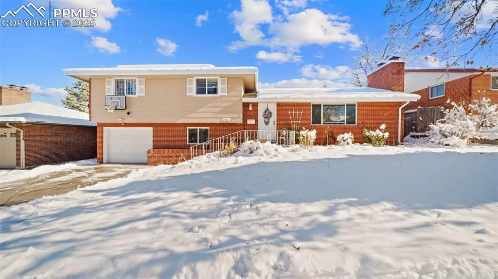 2321 Monteagle ST, Colorado Springs, CO 80909