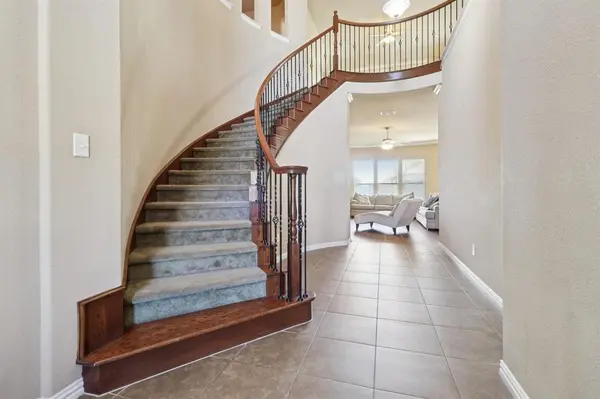 1506 Oak Park Lane, Cedar Hill, TX 75104