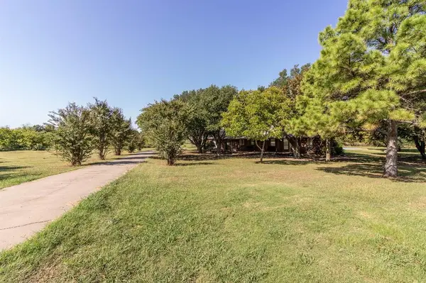1194 Cedar Lane, Kaufman, TX 75142