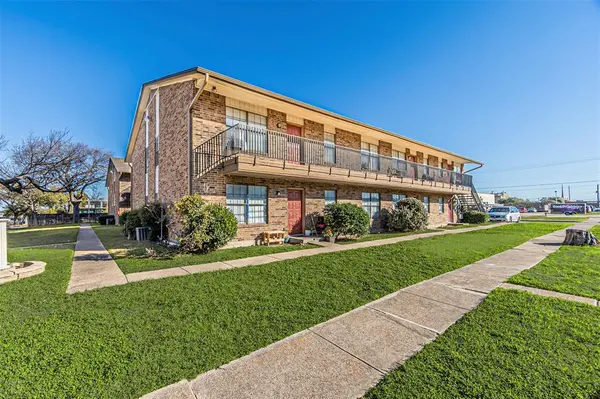 104 S 11th Street, Garland, TX 75040