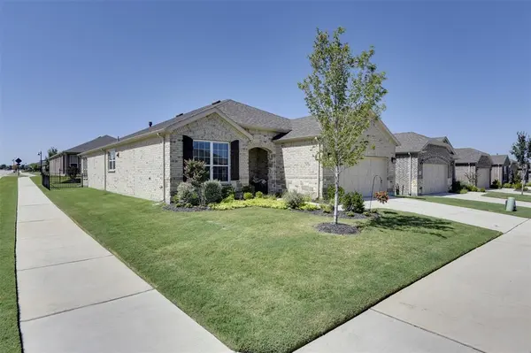 1236 Cornerstone Drive, Little Elm, TX 76227