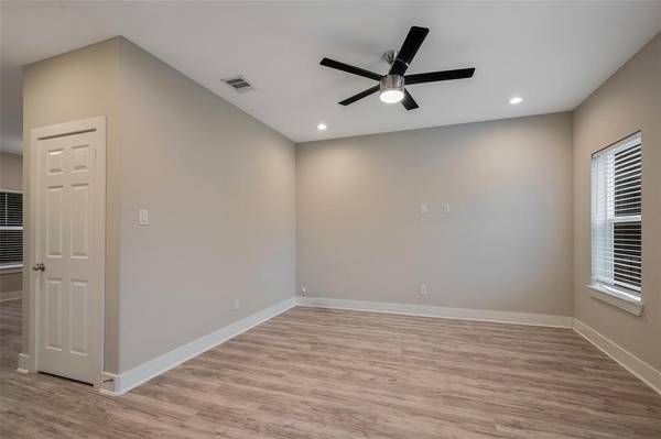 5000 Linder Avenue, Dallas, TX 75215