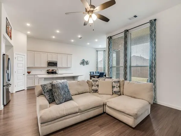 1557 Wyler Drive, Forney, TX 75126