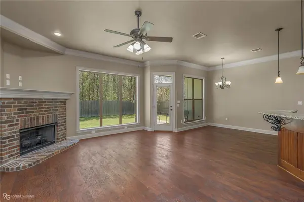 9057 Mitcham Street, Shreveport, LA 71106