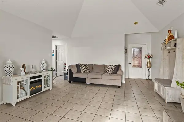 2927 Old Paris Road, Mount Pleasant, TX 75455