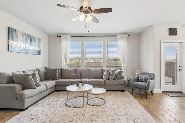 8720 Landergin Mesa Drive, Fort Worth, TX 76131