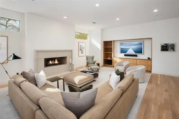 5000 W Hanover Avenue, Dallas, TX 75209